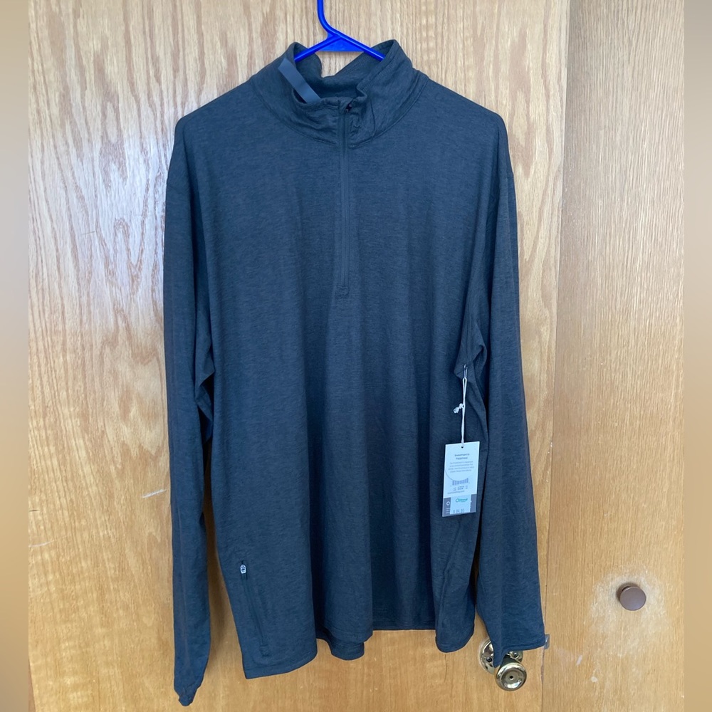 NWT Vuori 1/2 Zip Sweater